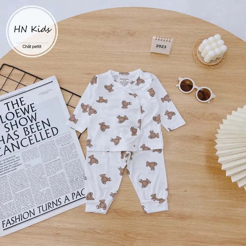 Bộ quần áo cho bé sơ sinh tay dài Hnkids vải petit sợi tre mềm mát co giãn màu trắng in hình Sơ Mi 0