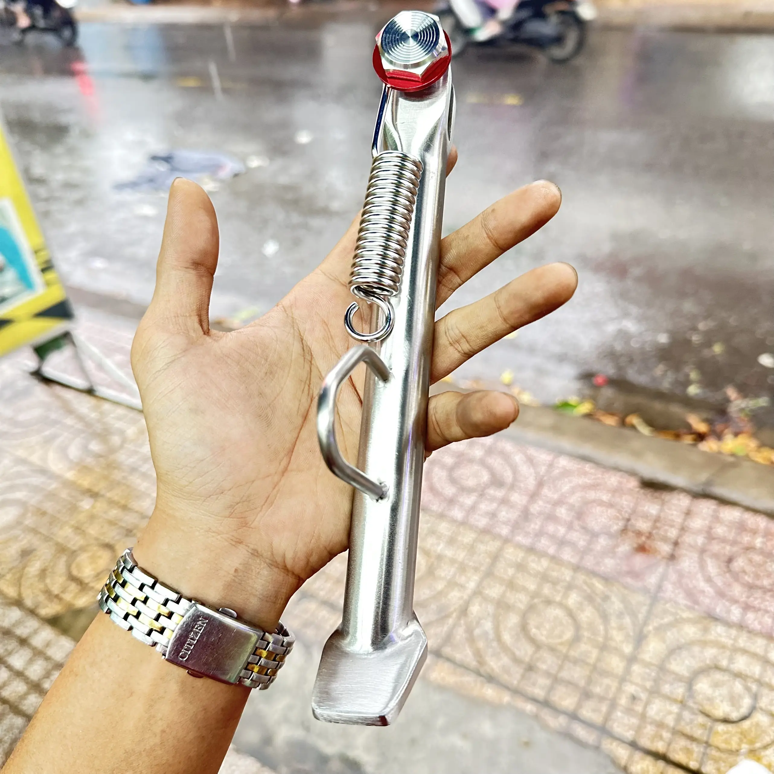 Chân chống nghiêng Inox 304 kèm lò xo và ốc chống dành cho các dòng xe Phụ Tùng chân  giữa sirius xemay