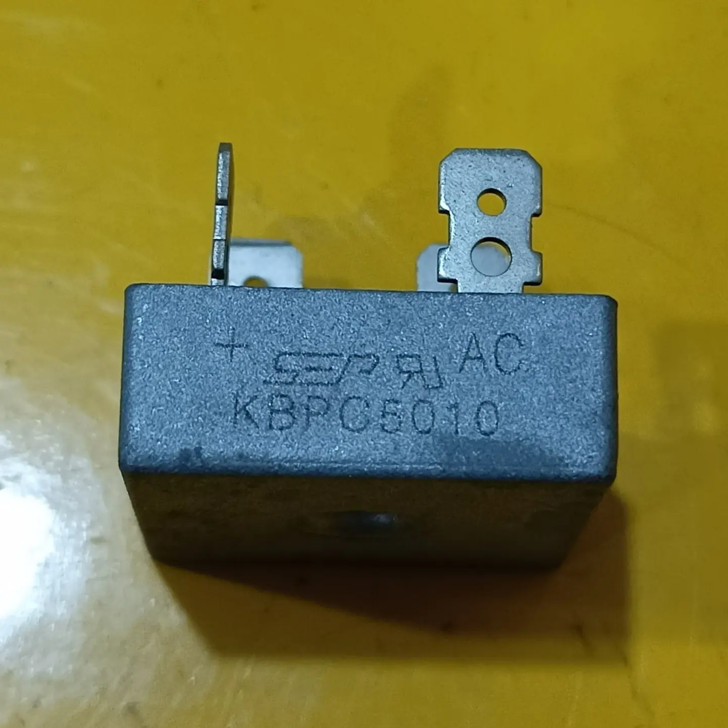 Đi ỐT 50A 1000V/ DÙNG CHO MÁY CẮT DÂY MOLIPDEN
