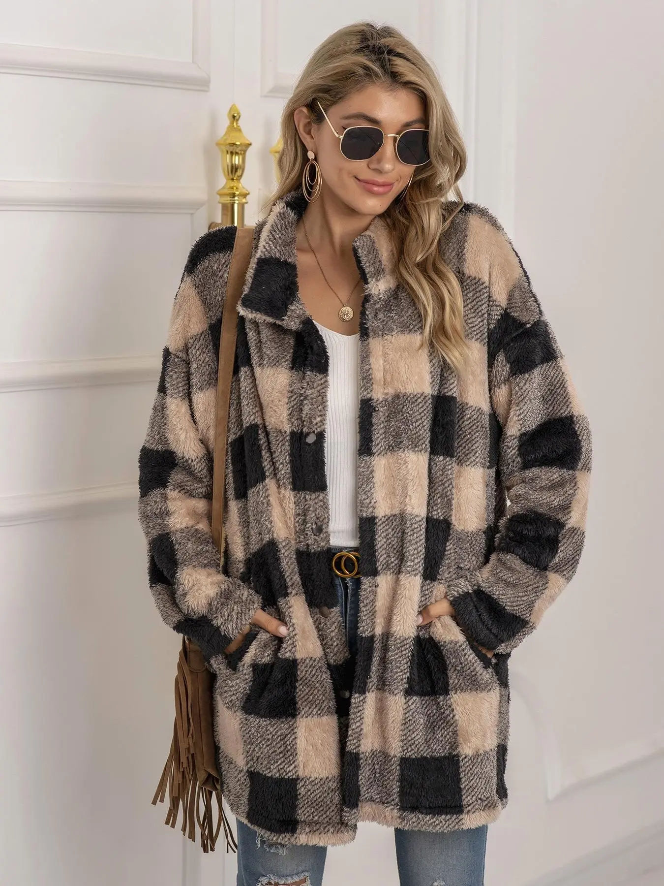 Women's Plaid Print Button Front Drop Shoulder Coat, Casual Long Sleeve Collared Outerwear for Fall & Winter, Ladies Clothes for Daily Wear