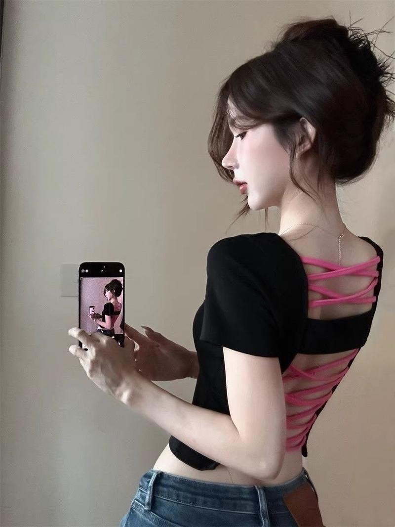 Product Introduction of Hot Design girls lace-up backless shoulder short sleeve top WOMEN'S slim fit slimming handbag color printed short T-shirt 2