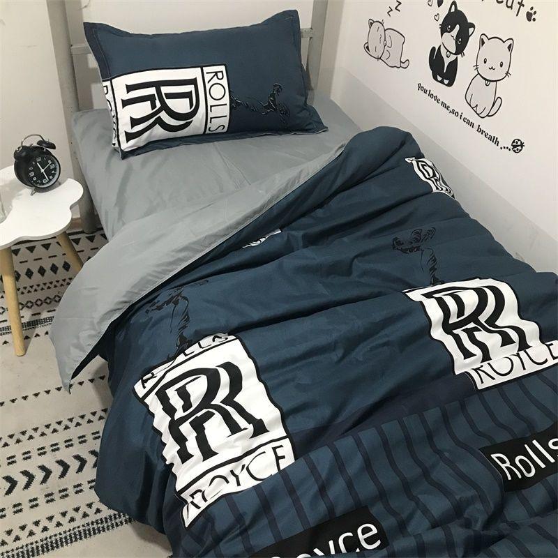 Product Introduction of Set Tempat Tidur Asrama, 3 PC, Bujang, Sesuai untuk Pelajar Lelaki dan Wanita, Set Empat Helai, Cadar Berpusat Atas dan Bawah, Set Tiga Helai, 2024 Soft Selimut Bedding Textiles 4