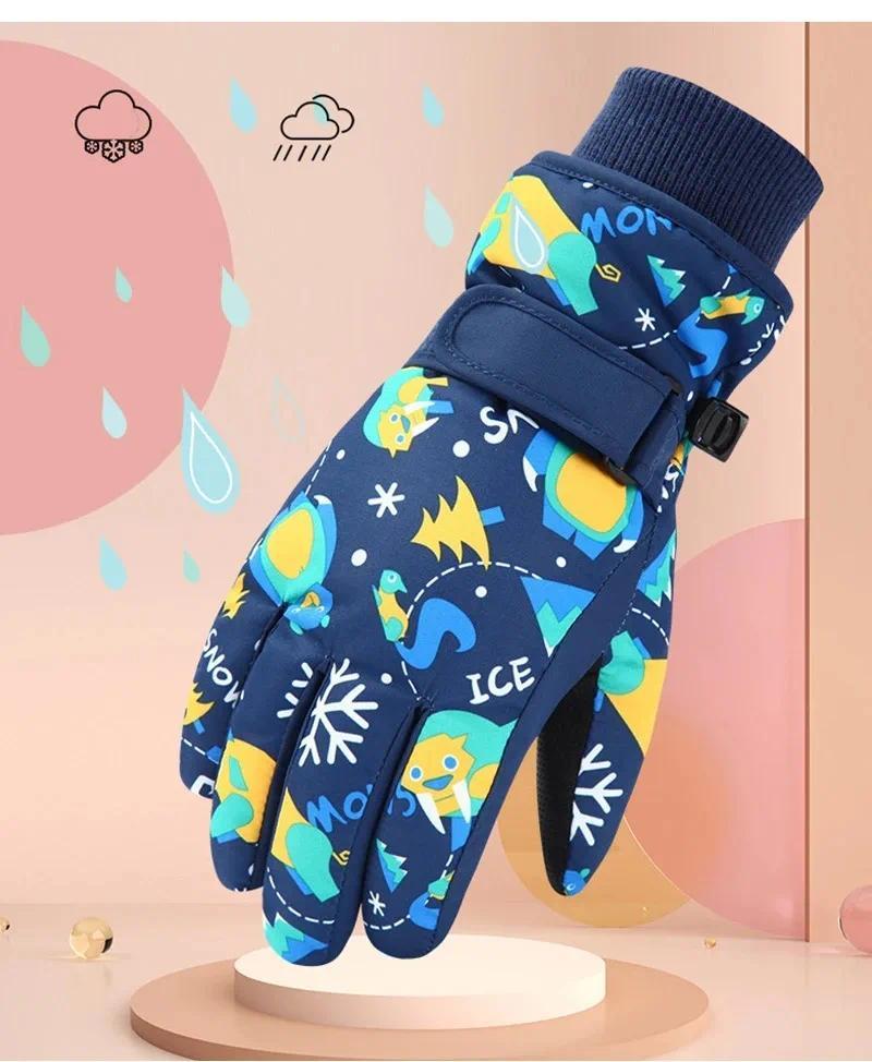 Product Introduction of Outdoor Children's Skiing Gloves Winter Warm Windproof Glovess Cartoon and Velvet Waterproof Riding Gloves Guantes Para El Frio 12