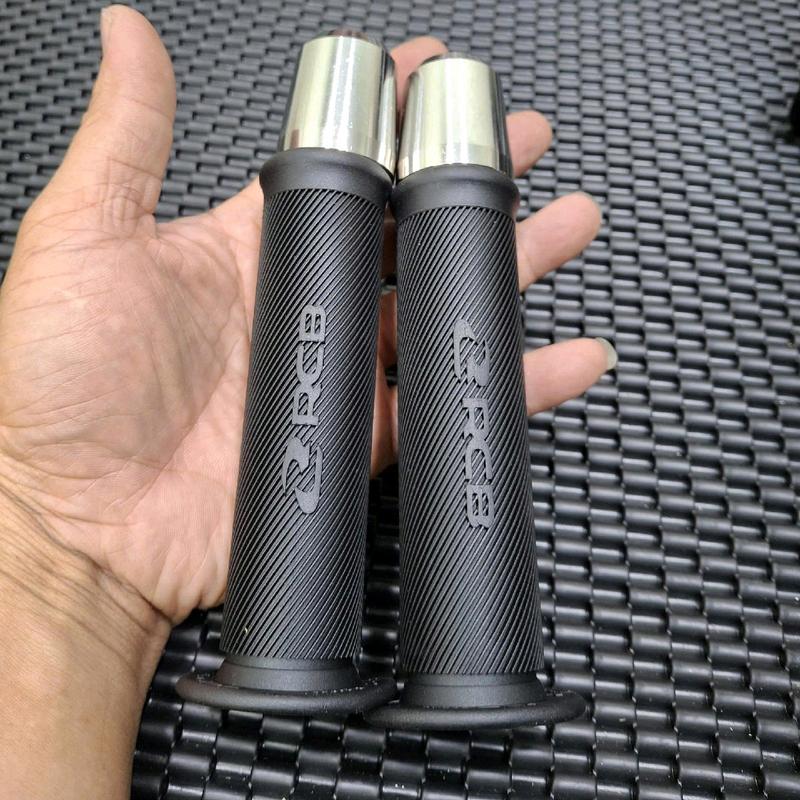 Bao Tay HG66 Kèm Gù Inox 304 Chất Liệu Cao Su Độ Bền Cao Chống Trơn Trượt Phù Hợp Mọi Dòng Xe Máy