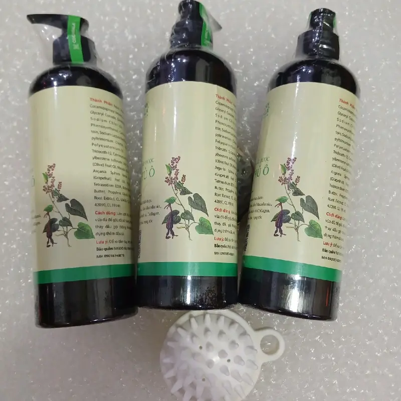 Combo 3 chai dầu gội Thảo dược HaThuO, 1 lượt massage 3