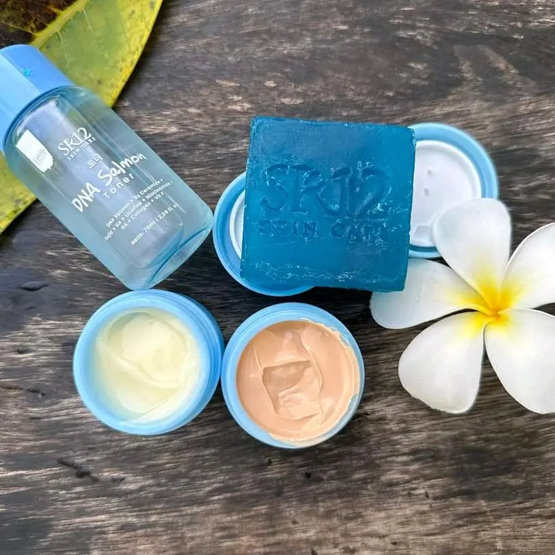 DNA Salmon SR12 Skincare Paket Mencerahkan kulit atasi noda flek hitam dan wajah lembab kenyal