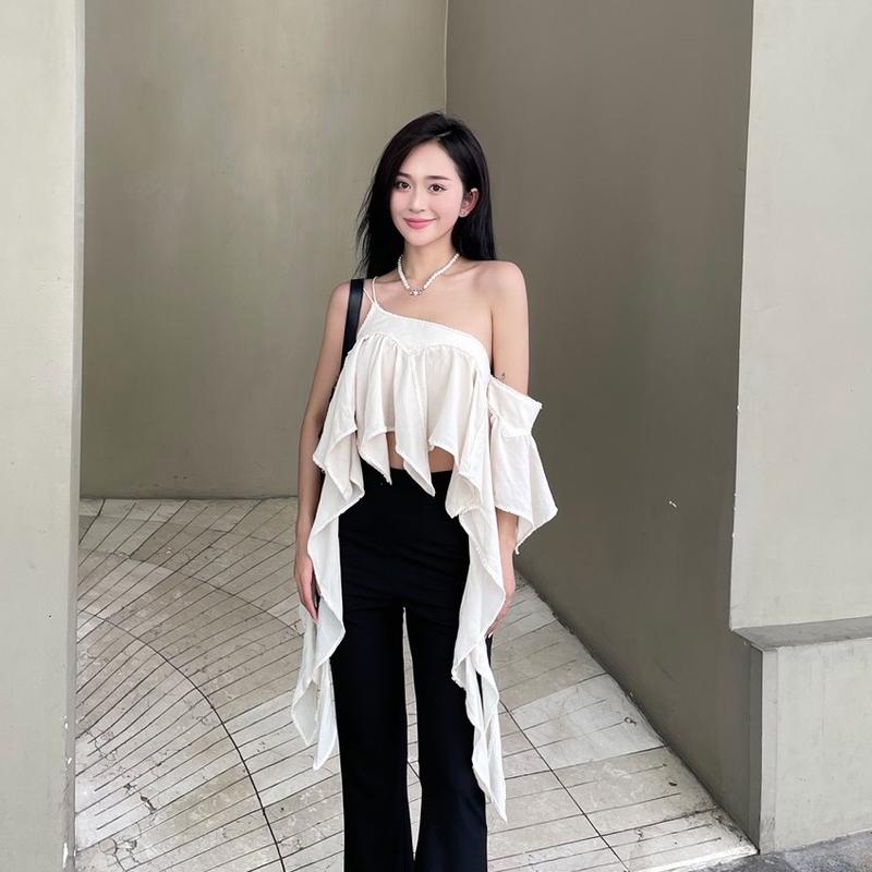 Áo tua rua trễ vai - Màu be