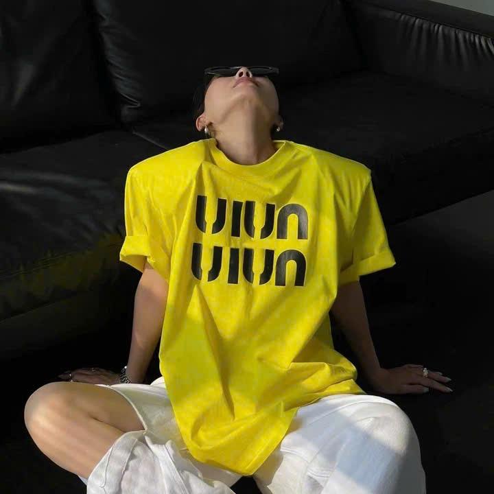 Áo Thun Over Size Cổ Tròn UIUN Vàng Chanh Cotton 2 Chiều Premium Top