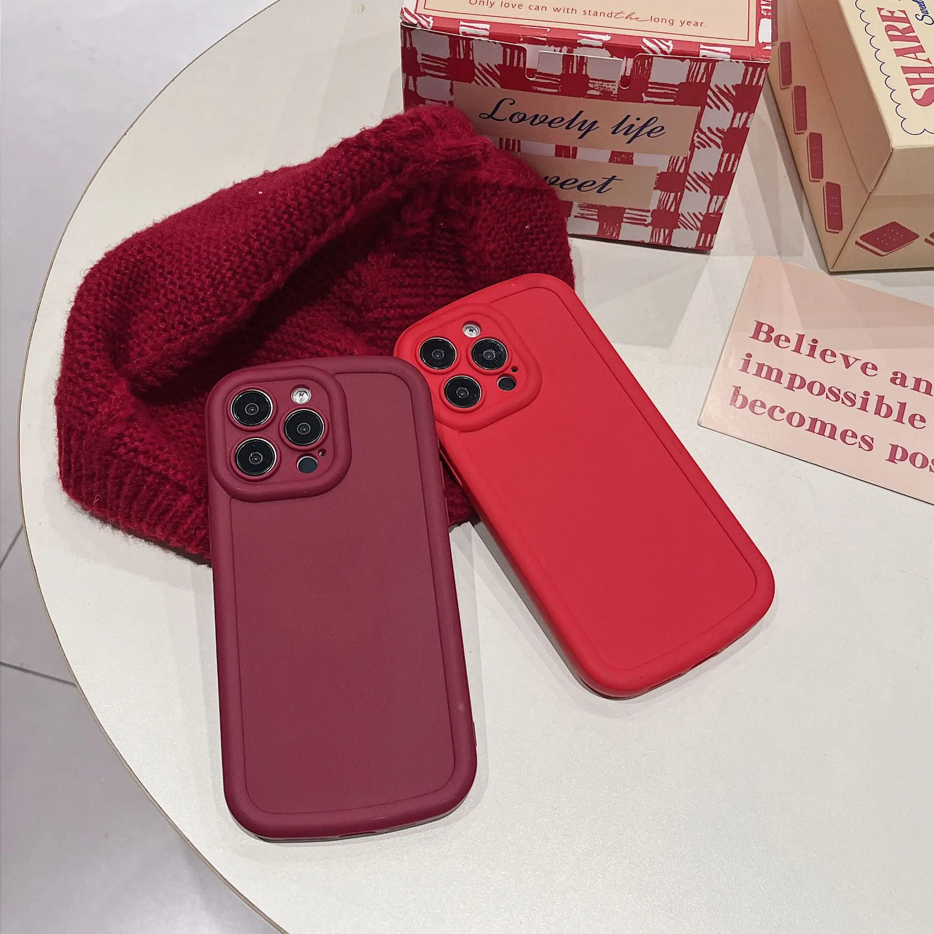 Luxury puff case mobile phone case is suitable for iphone14 Apple 13promax solid color puff case mobile phone anti-drop case x/xsmax lens all-inclusive anti-drop xr couple woman premium protective case