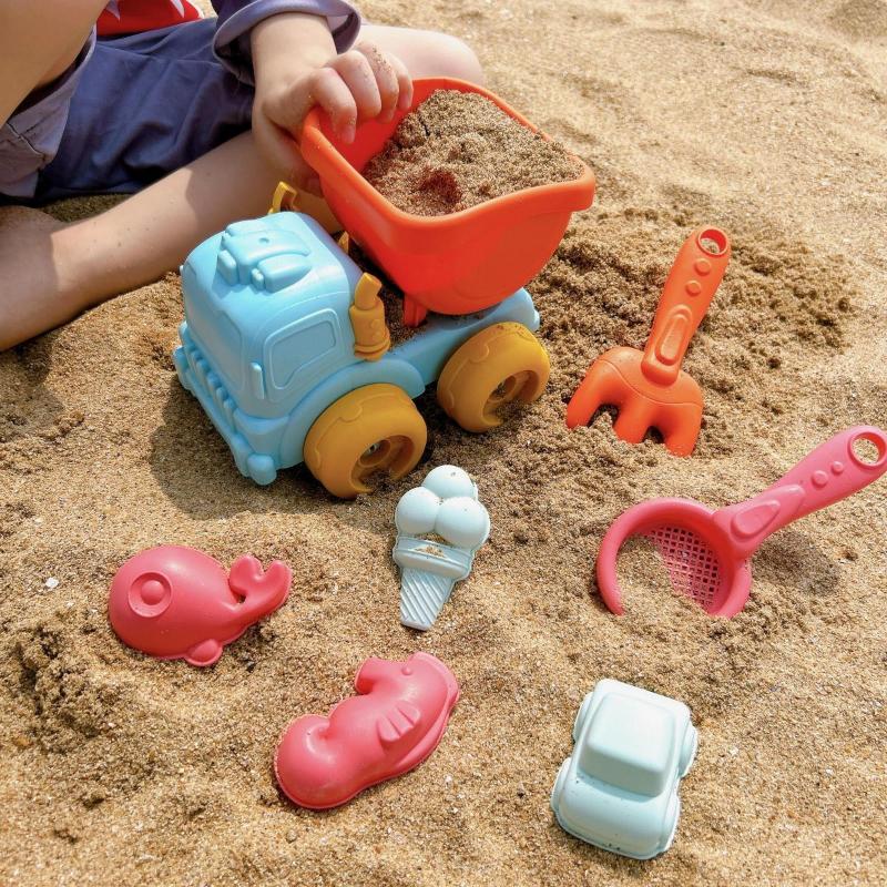 Product Introduction of Sand Digging Tools, Children's Beach Toys, ATVs, Children Playing At The Beach, Sand Castle, Bucket Set, Water Toys 23