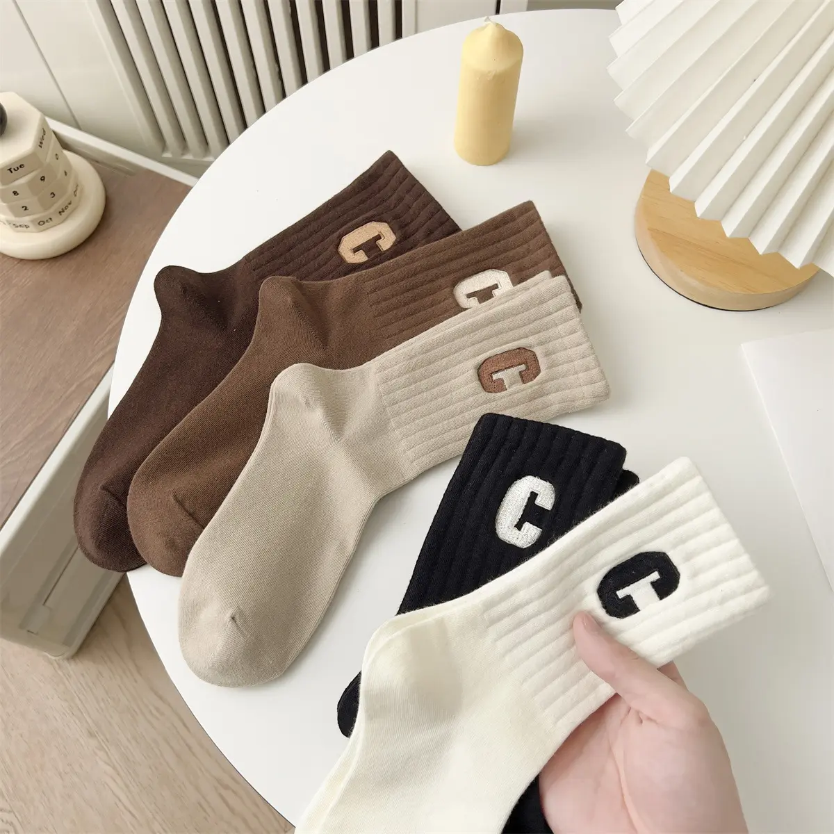 Tất Cổ Cao Vớ Cổ Cao Nữ Họa Tiết Chữ C Nhiều Màu Dễ Thương Vải Cotton Mềm Mịn Co Giãn Thời Trang