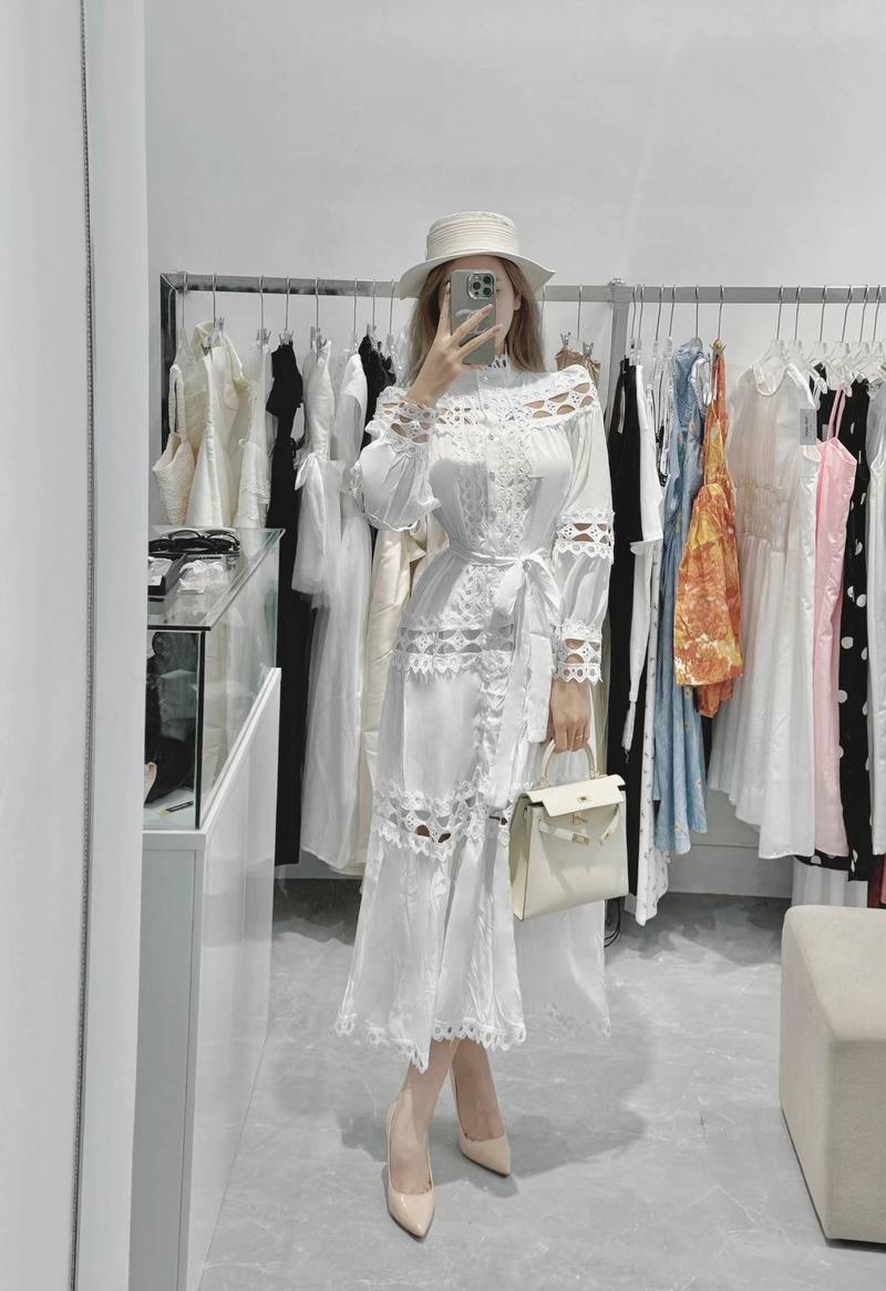 Product Introduction of (Góc nhỏ của Mây) Váy thô ren hoa dáng dài tay bồng thướt tha thời trang nữ GNCM 5