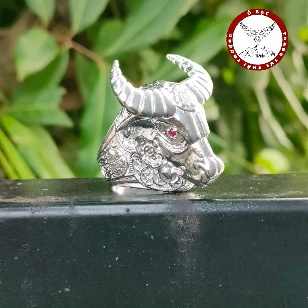 Nhẫn bạc hình đầu trâu -     Nam giới