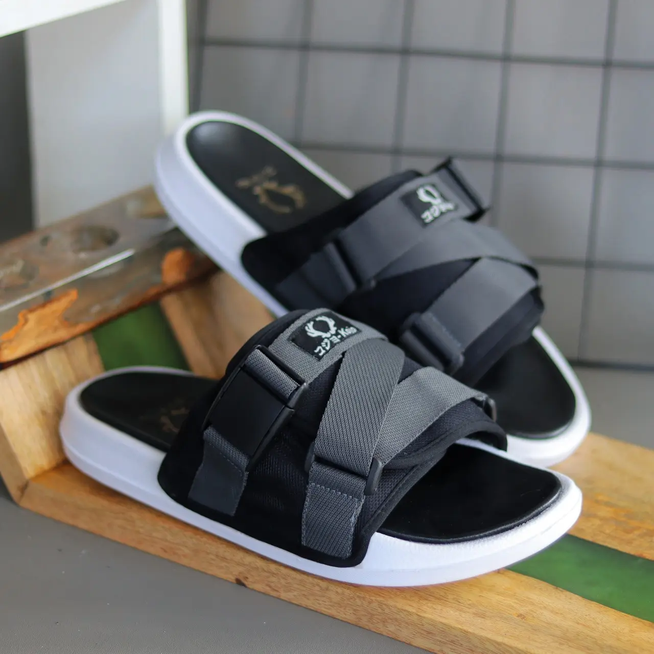 S1 - Sandal Slide Pria Sandal Slop Pria Cowok Dewasa Original Distro Kojo Footwear - Sendal Casual Pria Trendy Kekinian Terbaru - Sandal Selop Pria Cowok Keren Gaya Santai