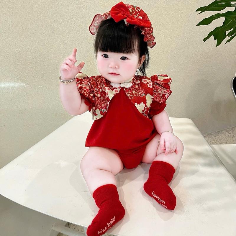 Body Đỏ Cổ Tàu Giả Khoác Hoa Mai Kèm Mũ Cho Bé Gái 3-12kg