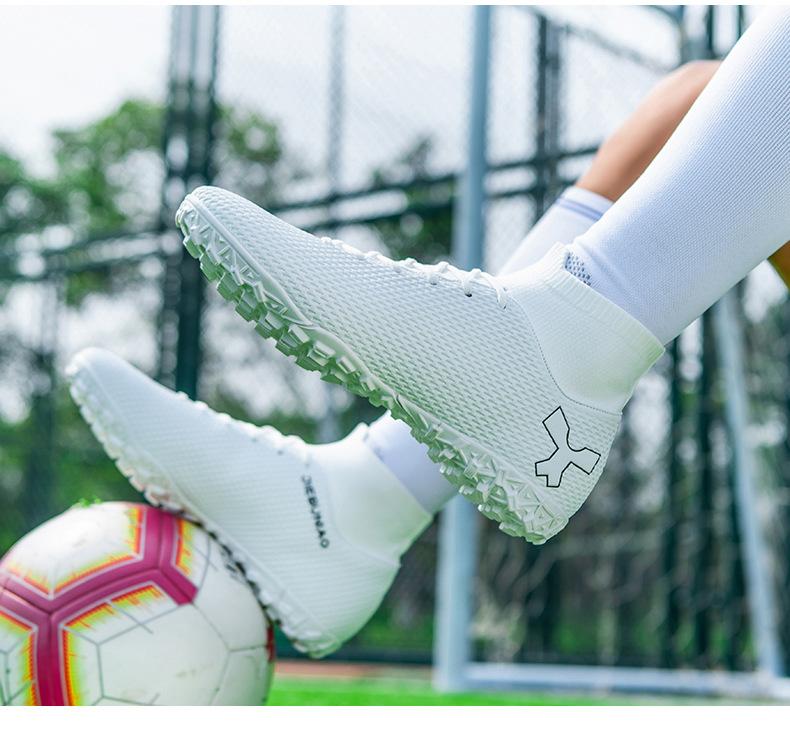 Product Introduction of In Stock Professional Soccer Shoes Teenagers Race Shoes Green Field Combat Boots Men's and Women's Football Boots 47 Soccer Shoes Boys and Girls Teenagers Students TF Broken Nail AG Long Nail Artificial Flat Leather Foot Training Transport 21
