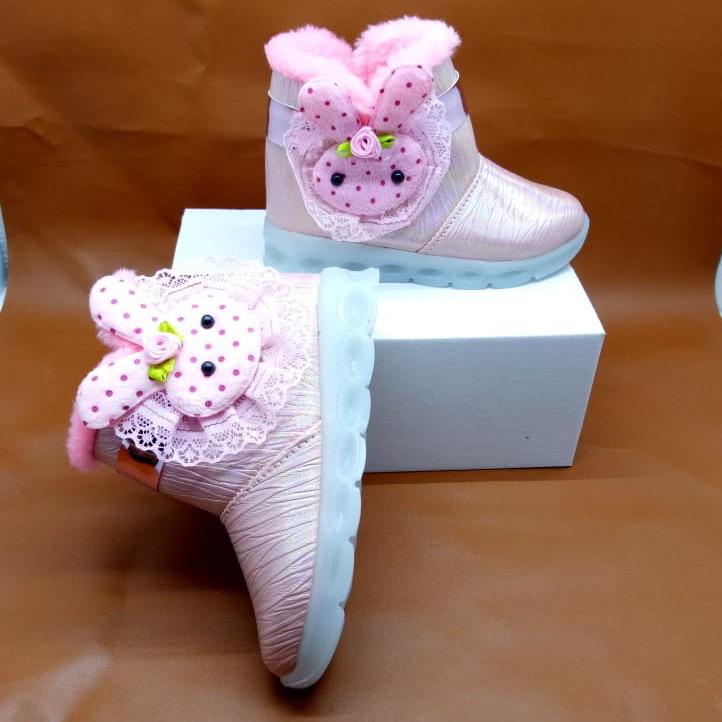 Product Introduction of sepatu boot bulu/sepatu anak perempuan trendy 0