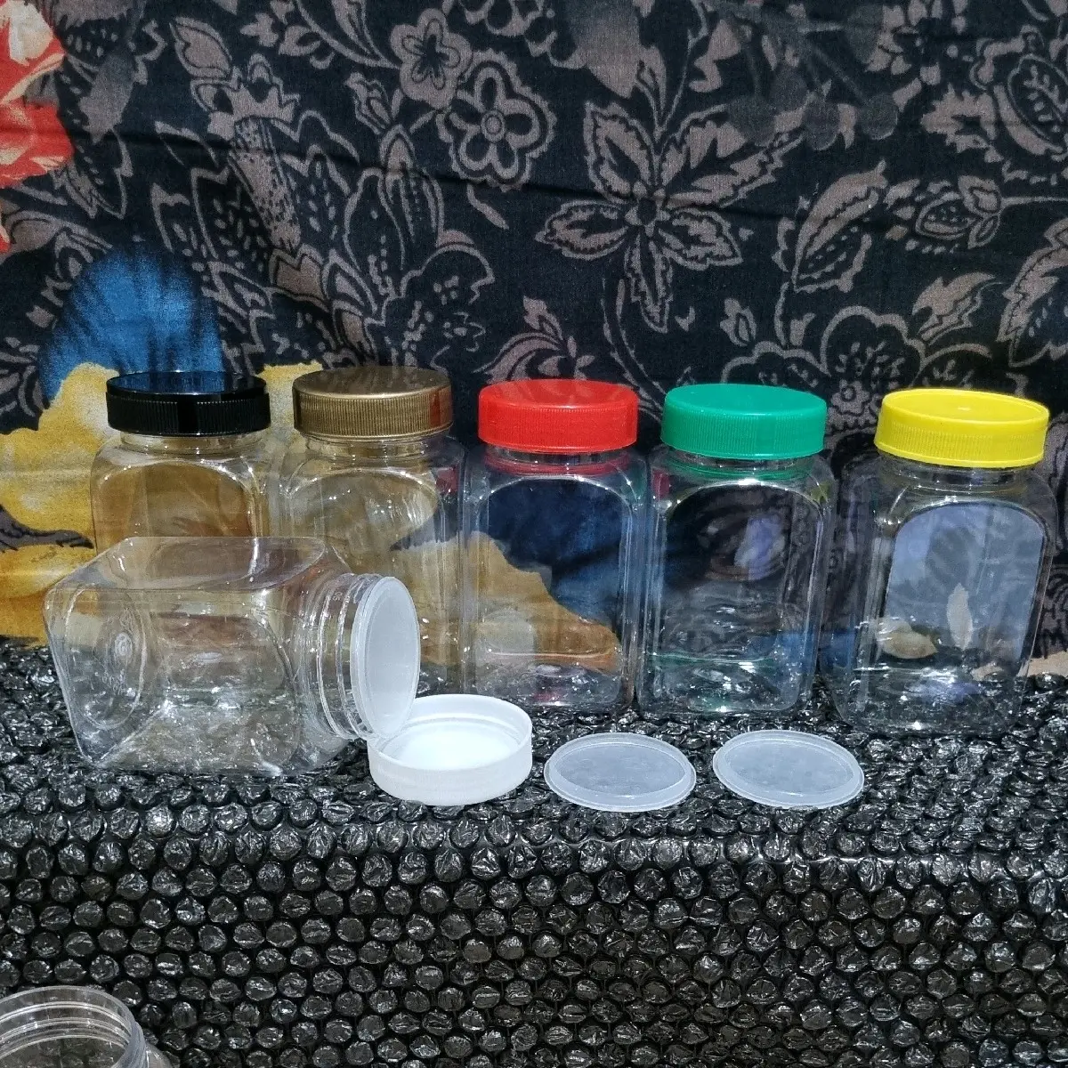Toples kotak 300 ml isi 6 pcs