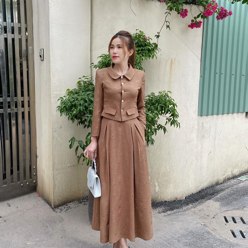  Set Áo Vest Cổ Sen Tay Dài Kèm Chân Váy Dài Nữ  - Thủy Xưởng May 