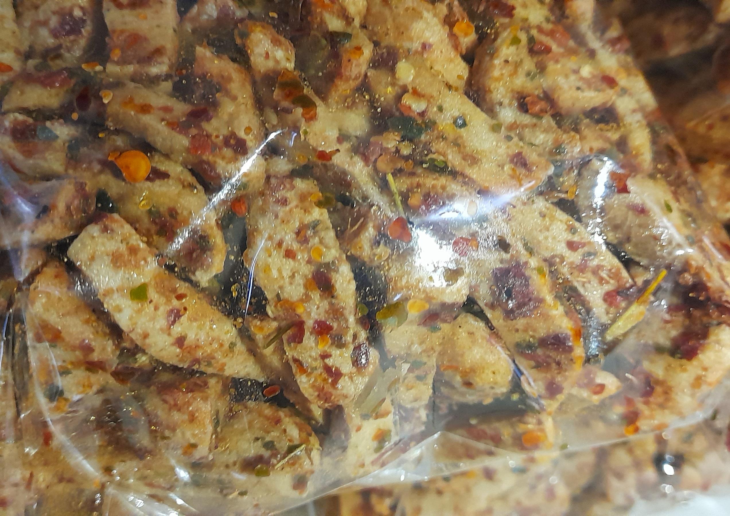 Basreng Daun Jeruk Lalada 250gram cemilan pedas Food Snacks Goreng