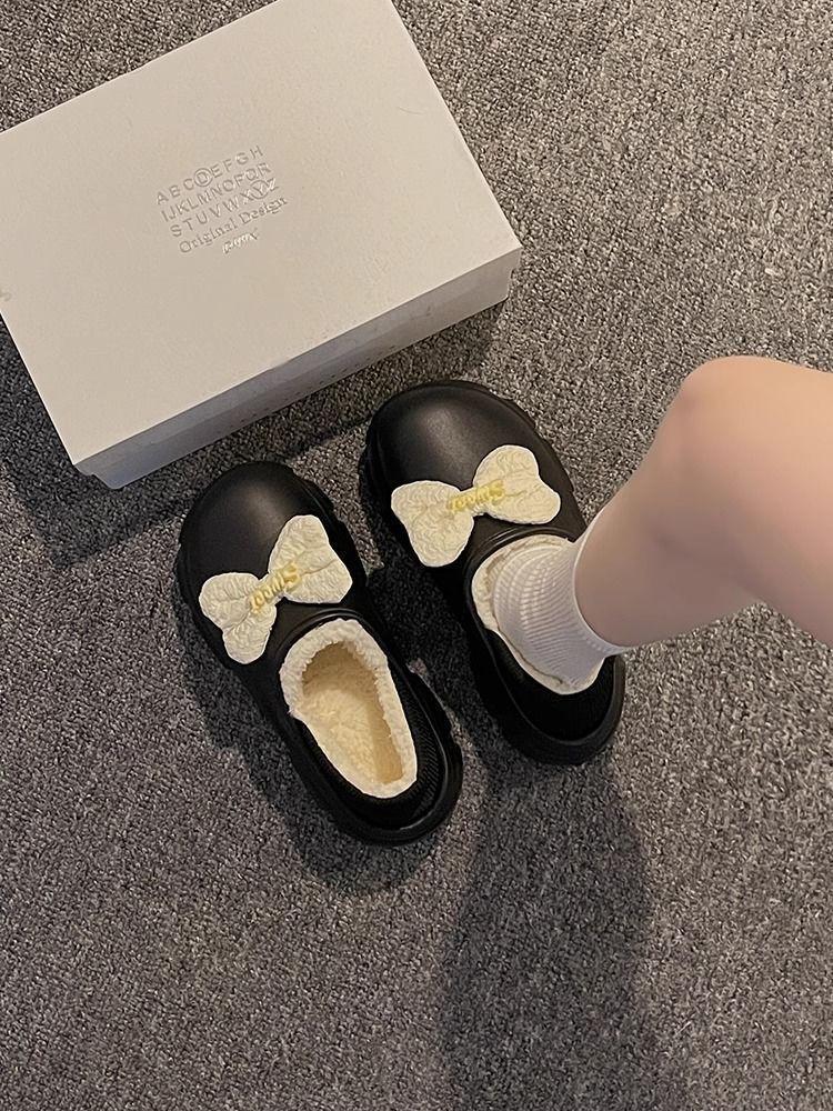 Product Introduction of Giày Độn Bông, Dành Cho Nữ, Có Thắt Nơ, Thích Hợp Cho Mùa Thu Và Mùa Đông, Có Thể Mặc Ngoài Trời, Hàng Mới Về 2024, Đế Chống Trượt, Không Thấm Nước, Lót Lông Cừu, Dép Bông Giữ Nhiệt 8
