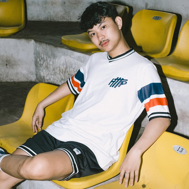 Homeland Timeless Treasury Product - Linea - Baju Satu Set Celana Pendek Boardshort Kaos Pendek Baju Lengan pendek pria panjang Polos Hitam Putih Katun Distro Dewasa Casual Santai Setelan Cowok Keren 4