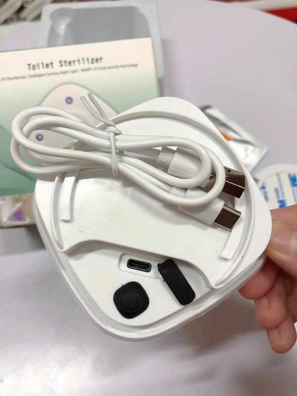Máy Khử Khuẩn Tiệt Trùng UV Và Tạo Mùi Thơm Cho Bồn Cầu WC 7