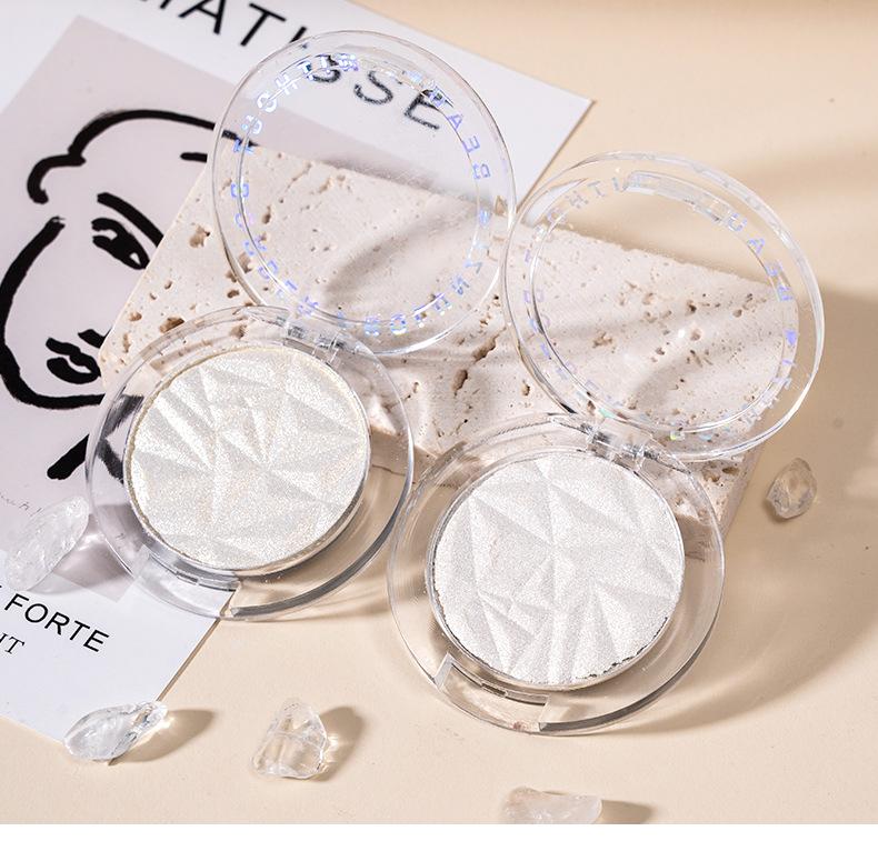 Product Introduction of BOLUNZI Diamond Small Highlighter Face Natural Brightening Pearlescent Fine Glittering Silkworm Makeup Contouring Powder 9