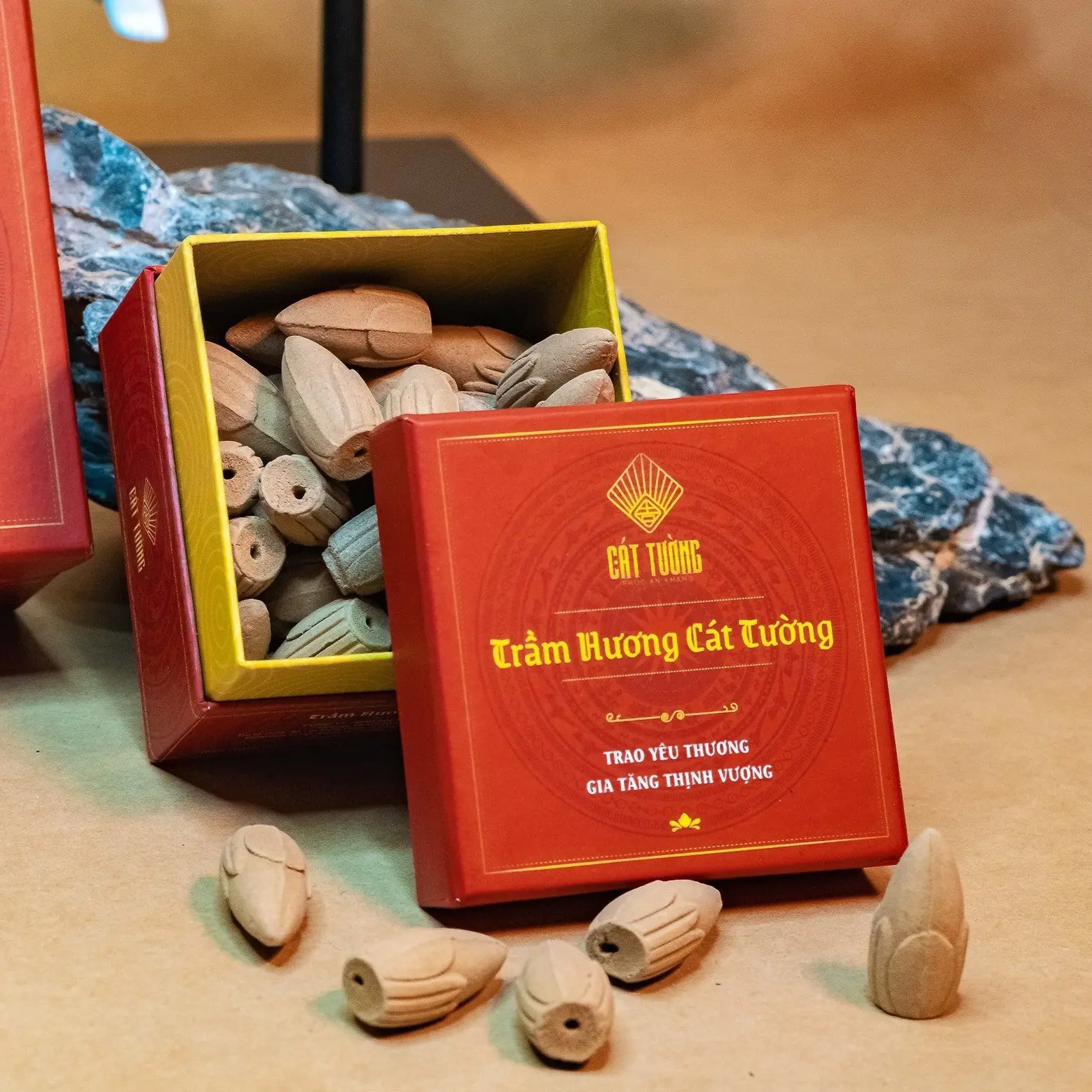 Nụ Trầm Hương - Nụ Trầm Hương Thiên Nhiên