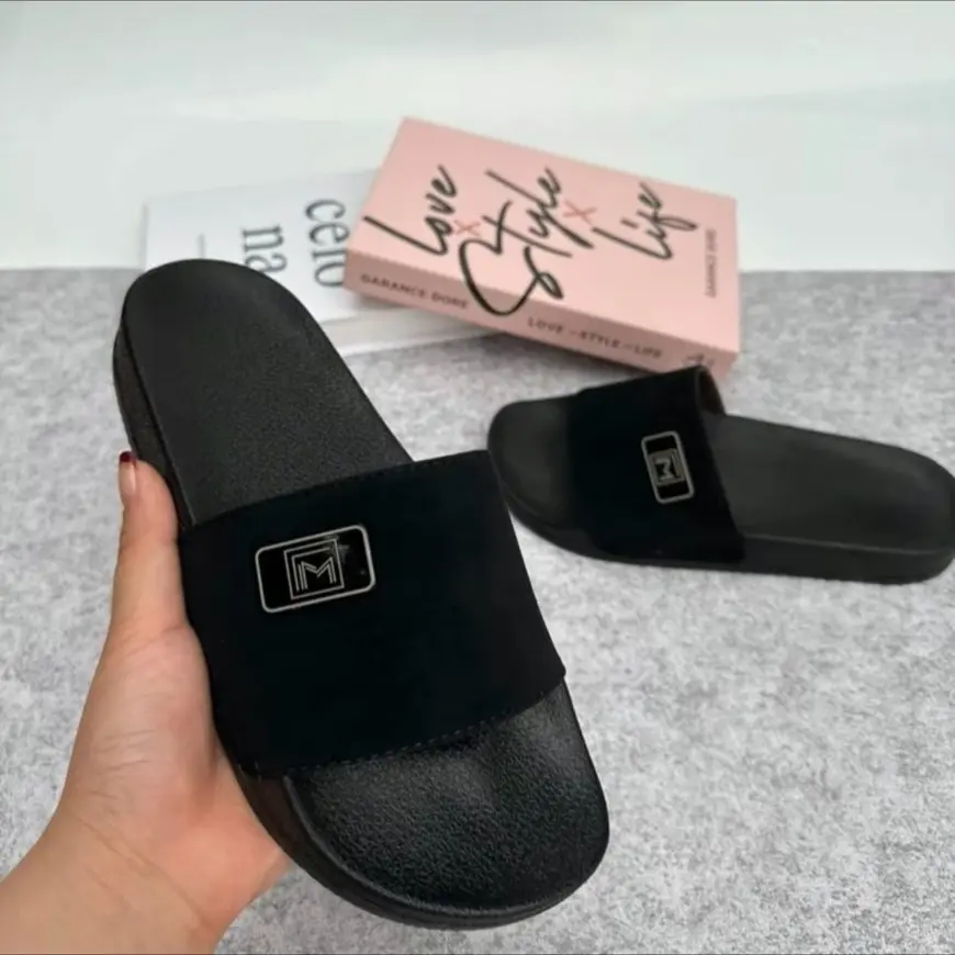 Dép quai ngang MOONER 22 chất liệu quai nỉ cao cấp chống nước,chống trơn trượt bản đế cao su đúc 3 phân kiểu dáng xu hướng bắt trend dành cho boy girl phố_dép quai ngang nam nữ đẹp 2024