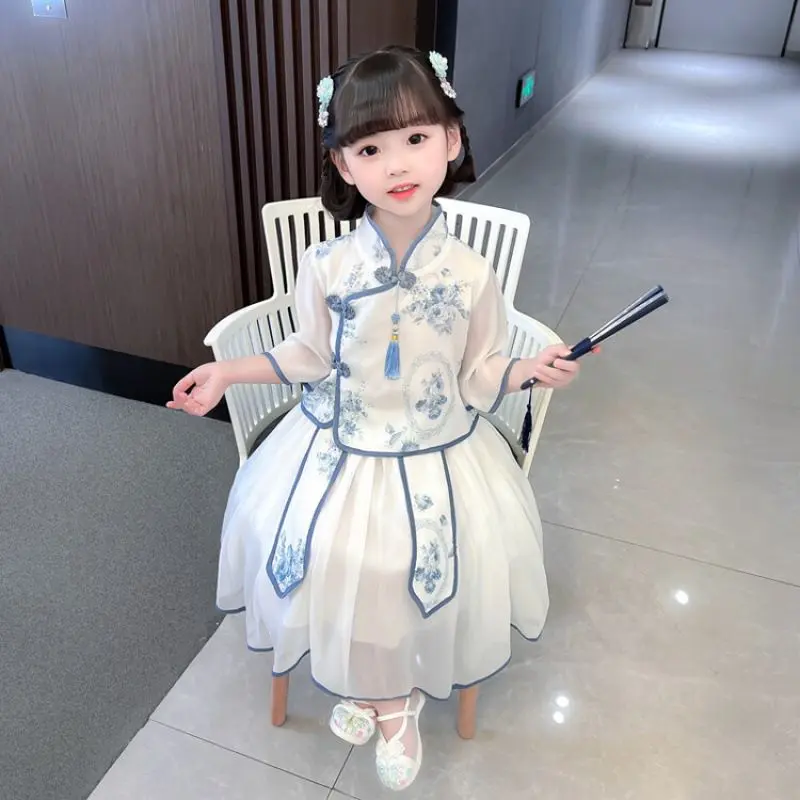[KIDSFASHIONKOLEKSI] Setelan Anak Perempuan Cheonsam Motif Biru Putih Free Accesoris , Jepit &Tato 2