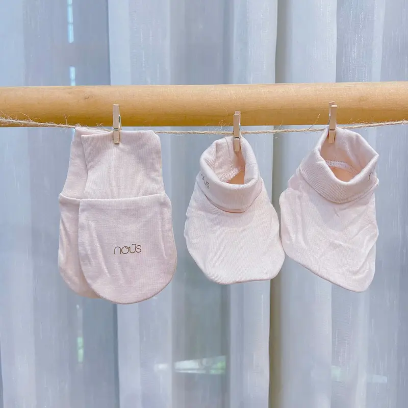 Nous - Phụ kiện mũ, bao tay chân màu trơn và hoạ tiết cho bé sơ sinh chất liệu petit 7