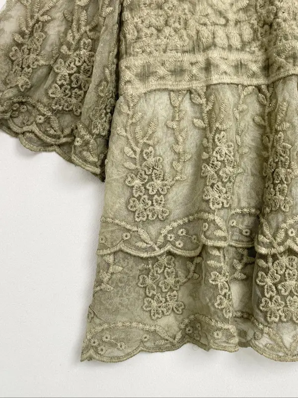 Women's Floral Embroidery Blouse, Boho Casual Flounce Sleeve Top for Summer, Ladies Clothes for Daily Wear 5