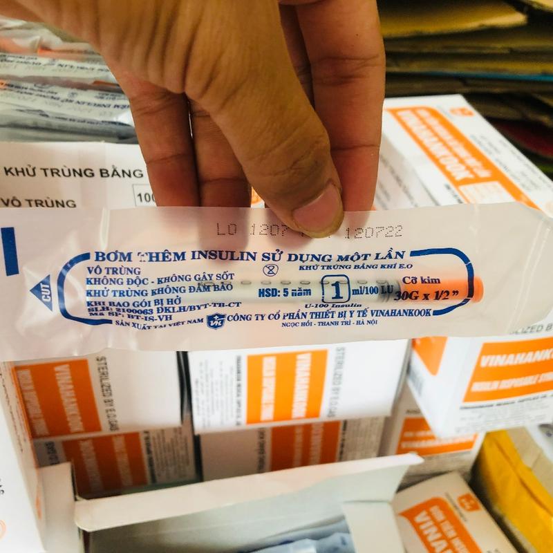 Hộp 100 cây bơm tiêm tiểu đường vinahankook 1ml insulin 100 đầu kim 30gx1/2 5
