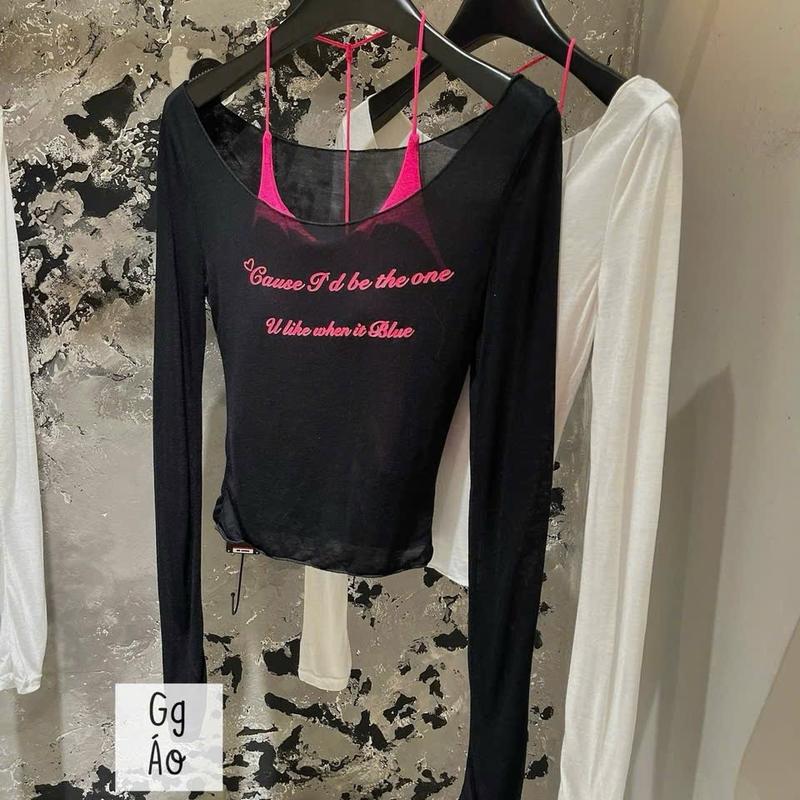 Áo cặp gồm áo bra trong  mix với áo giấy ngoài in chữ tay dài đẹp hot buộc vạt khăn cổ