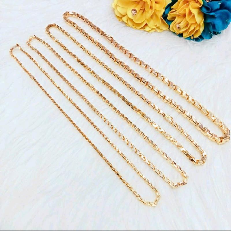 Dây Chuyền Mẫu Công Hàn Quốc Trơn Đồng Đỏ Màu Vàng Miền Tây 750 Trang Sức