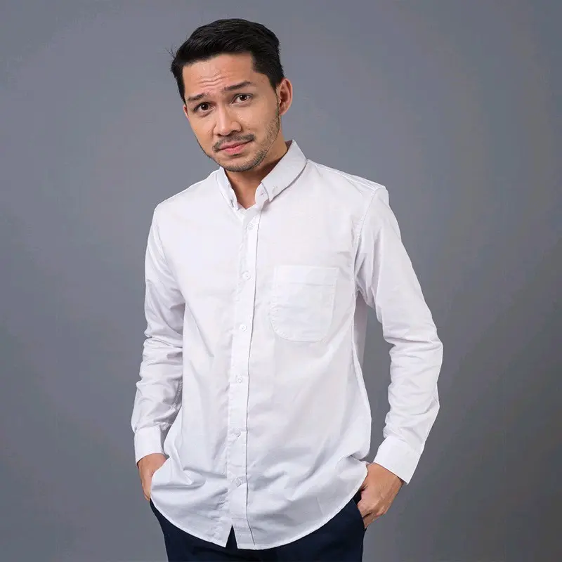 Kemeja pria warna white slimfit Baju Formal Panjang