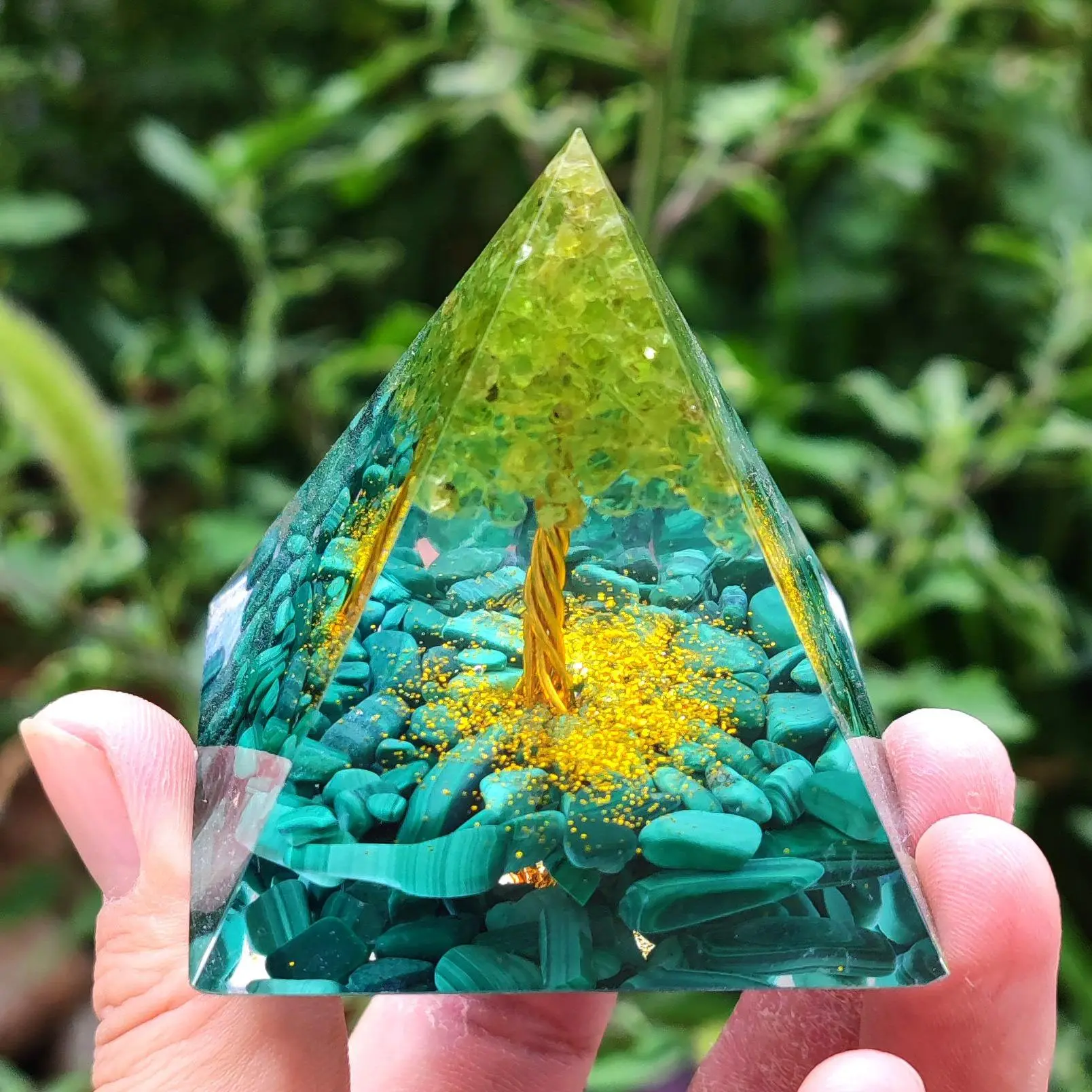 Artificial Crystal Pyramid Ornament, 1 Count Tree Of Life Design Home Decor Ornament, Desktop Decorative Ornament for Home Office
