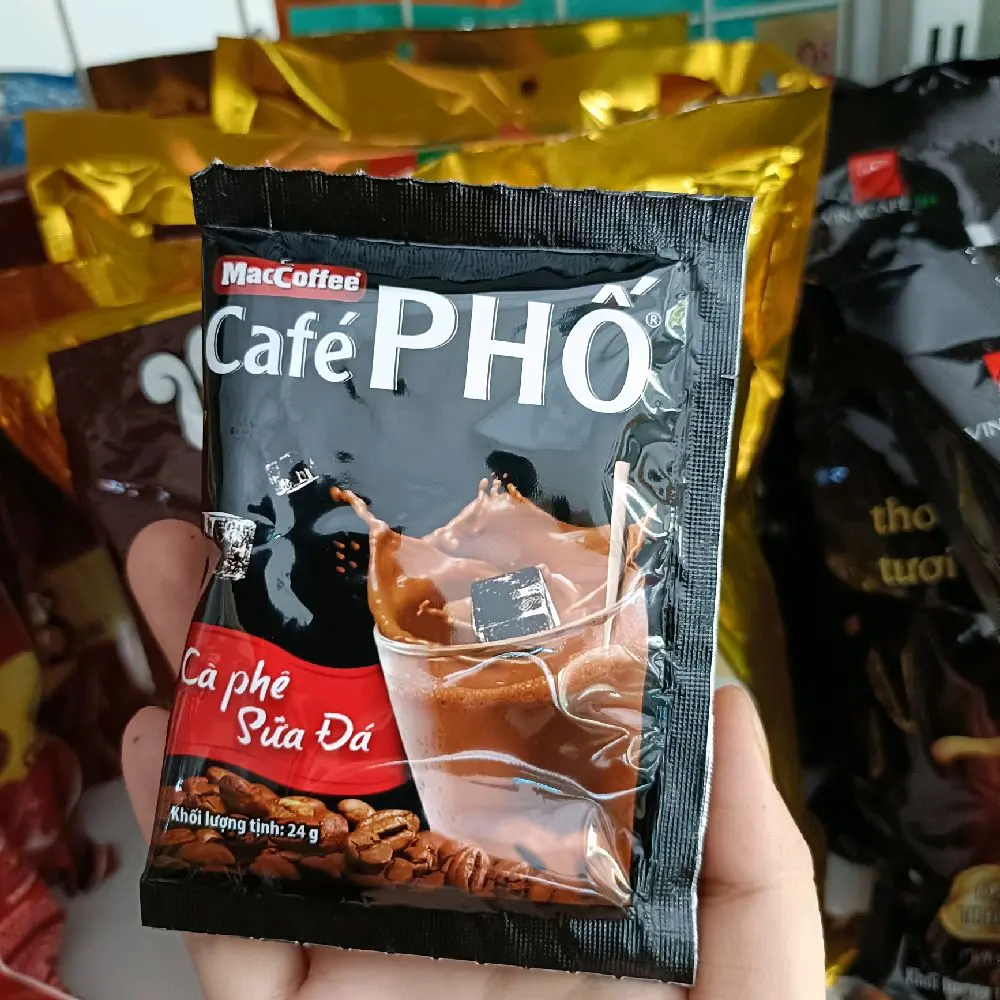 Café PhỐ sữa đá là thức uống quen thuộc với mọi gia đình