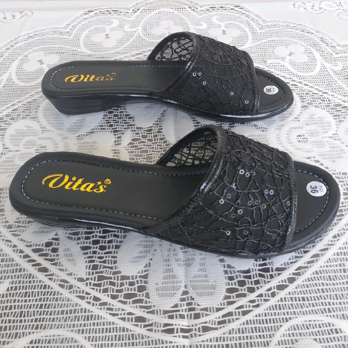 Dép Quai Ngang Nữ Thấp 2cm. Lưới Mềm Nhẹ Để Mẹ Mang Dành Tặng Bà.Đế Nhỏ Lúc Đặt Tăng Một Size. Mã số L8