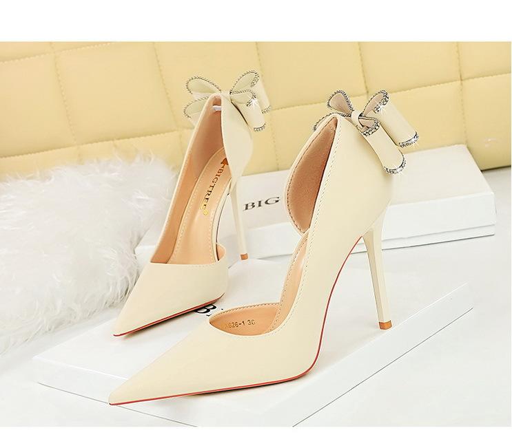 Product Introduction of 626-H36M European and American Style Banquet High Heels Stiletto High Heels Shallow Pointed Toe Side Cutout Rhinestone Back Bowknot Single Shoes kitten  heels 1