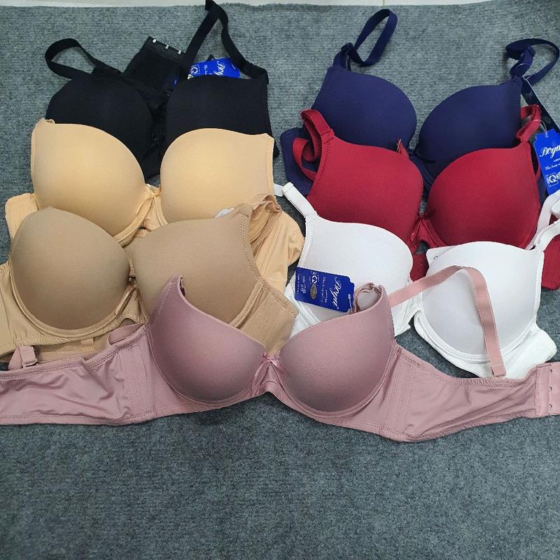 Áo Boya trơn (mã BY 062 ). mút nâng 3cm,có gọng,bản lưng vừa, 3 móc cài sau. 6