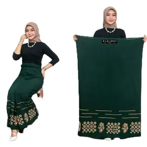 SARUNG GOYOR, SARUNG WANITA, SARUNG GOYOR SANTRI, SARUNG NING, SARUNG SANTRIWATI, SARUNG Batik Rayon Hitam Muslim Motif Motif Muslim Putri Dewasa Pekalongan