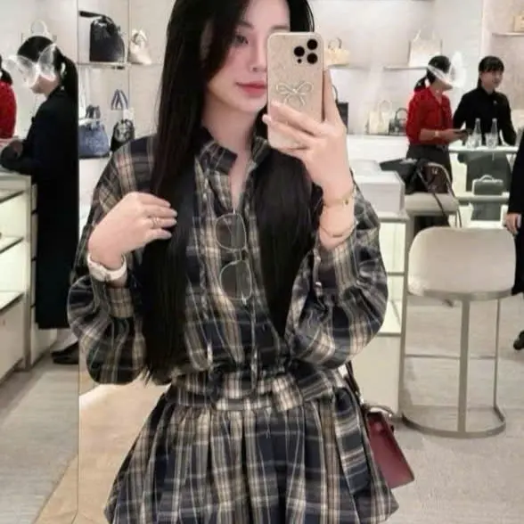 sét đồ nữ - áo kẻ dạ caro dài tay mĩ chân váy bí có quần bảo hộ 4