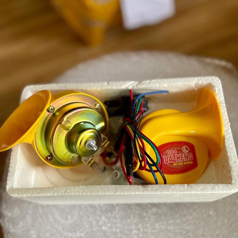Còi ngân 8 tiếng ô tô , xe máy HUAZENG 12v 24v Phụ Kiện ( 1 bình acquy 12v , 2 bình acquy 24v )