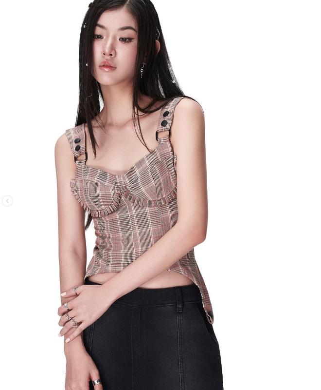 Áo quây sọc dập ly chân cúp Bunnyhill