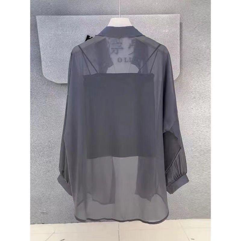 Product Introduction of Áo Sơ Mi Dài Trung Bình Thời Trang, Sợi Ngọc Trai, Dáng Rộng Rãi Và Dễ Phối Đồ Thích Hợp Cho Mùa Hè 2025 Hàng Mới Về, Áo Đi Bên Ngoài Mỏng, Quần Áo Chống Nắng, Dành Cho Nữ 11