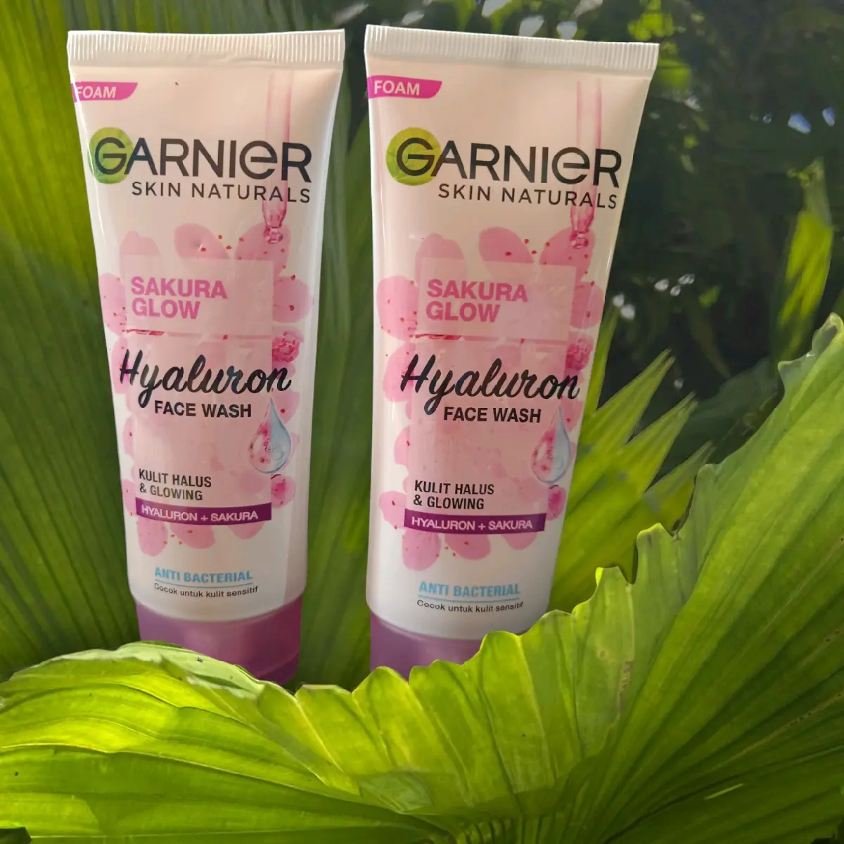 Garnier Sakura Glow Glowing Face Wash Facial Cleanser/Pencuci Wajah