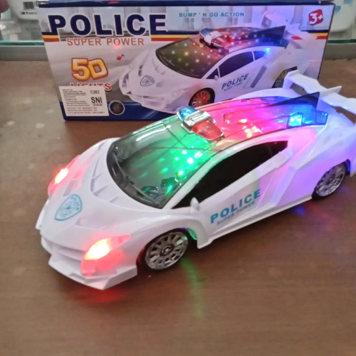 Mainan Anak Mobil Police Baterai Berjalan Bunyi