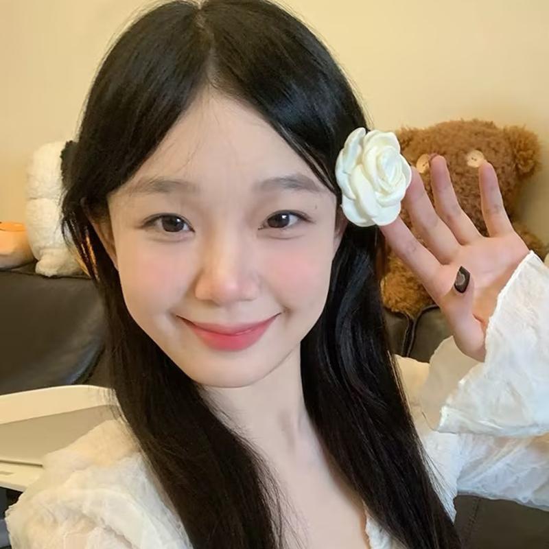 Product Introduction of White Flower Hair Clips Elegant Camellia Hair Pins Barrettes French Hair Accessories for Women 30